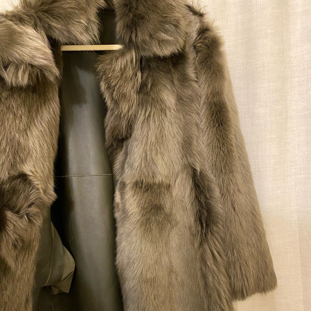 Theory overlay lamb shearling fur leather reversible coat - Picture 9 of 9